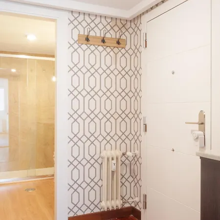 Avg Castilla 29 Apartment